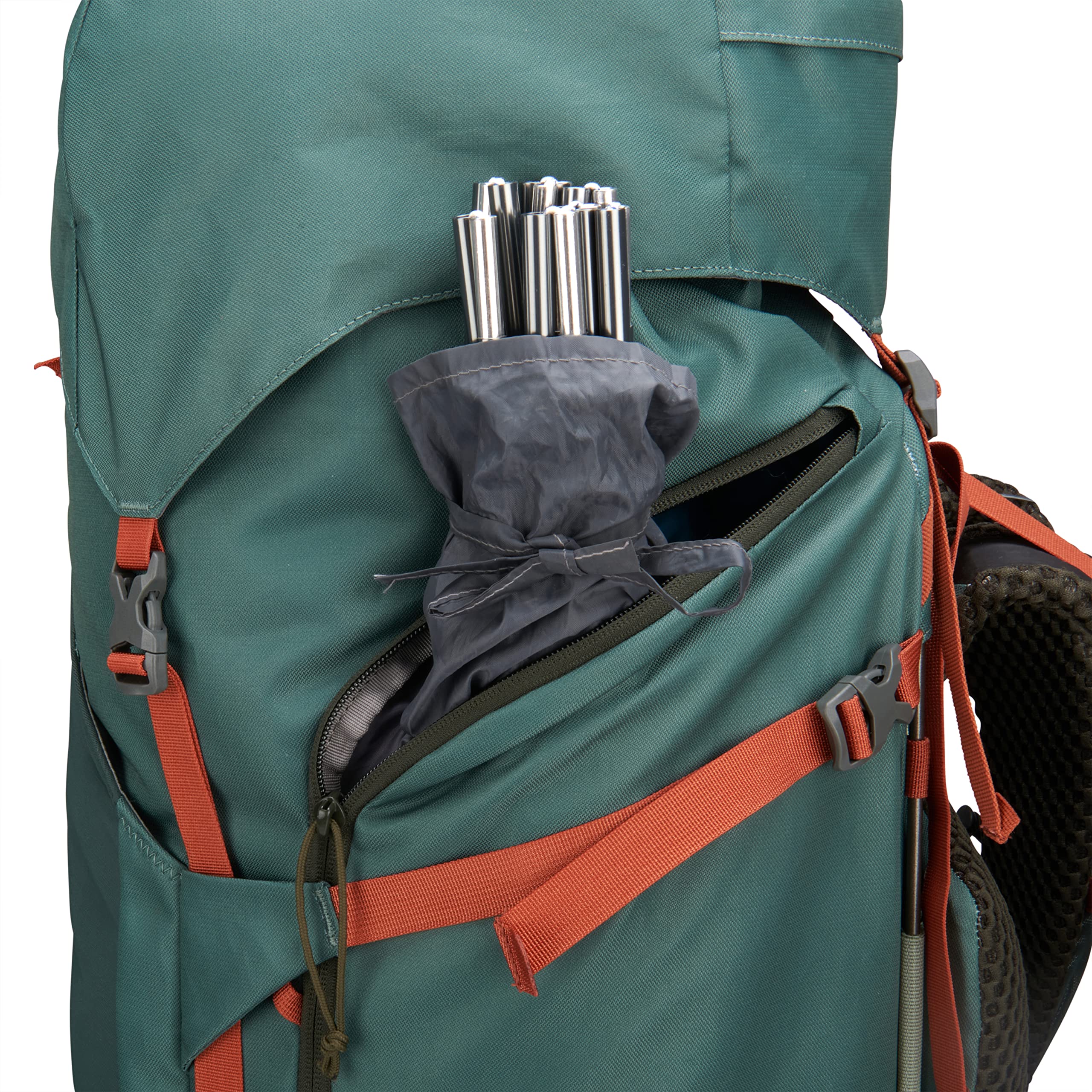 Kelty Glendale 85L J-zip front offers quick access to essentials.
