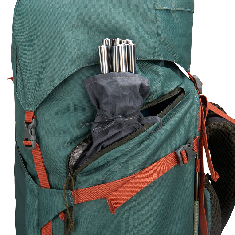 Kelty Glendale 85L J-zip front offers quick access to essentials.