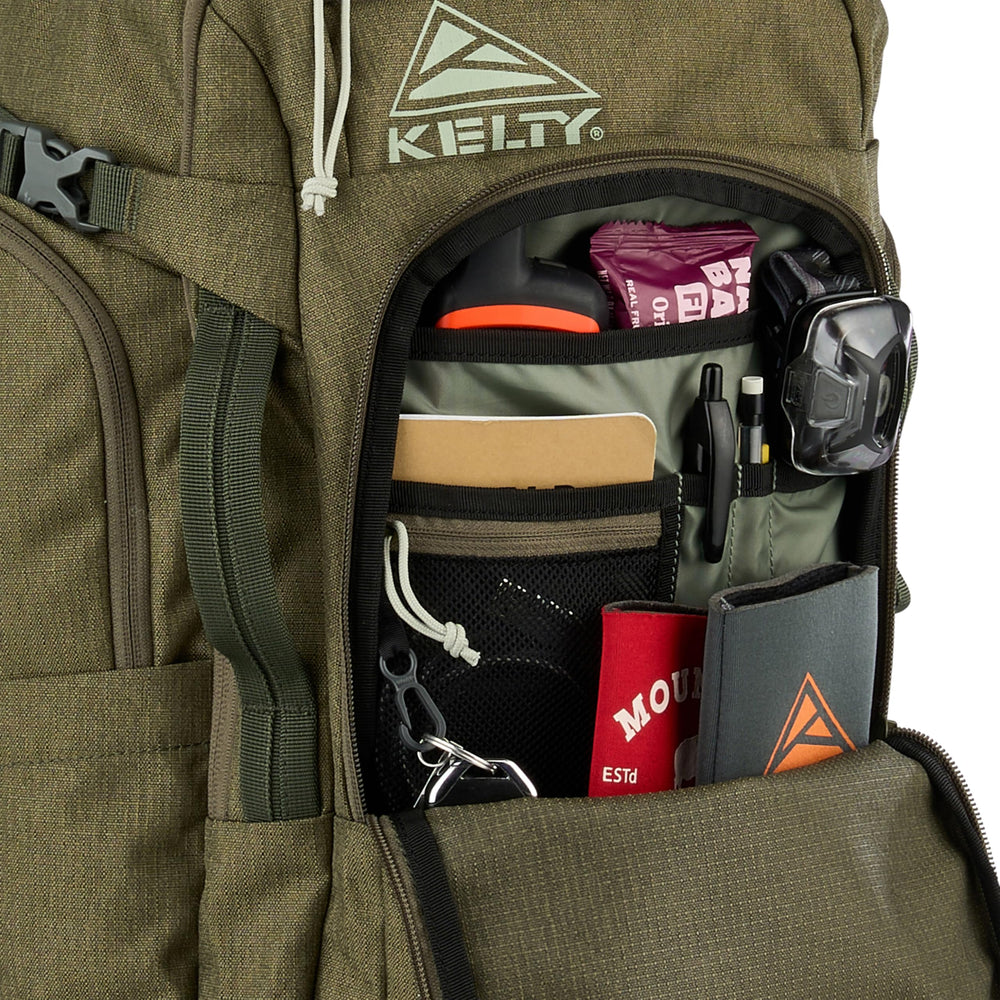 Kelty Redwing Traveler Backpack pass behind pocket for quick access