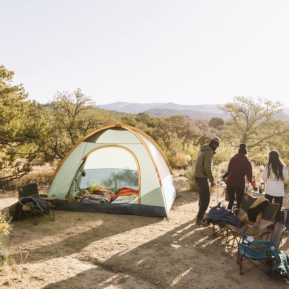 Kelty TALLBOY rainfly and 68D floor protect against wind and rain.