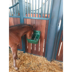 KERBL Feeder with drain plug, easy cleaning after use.