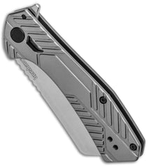 Kershaw Static pocketknife in use showing one-handed opening