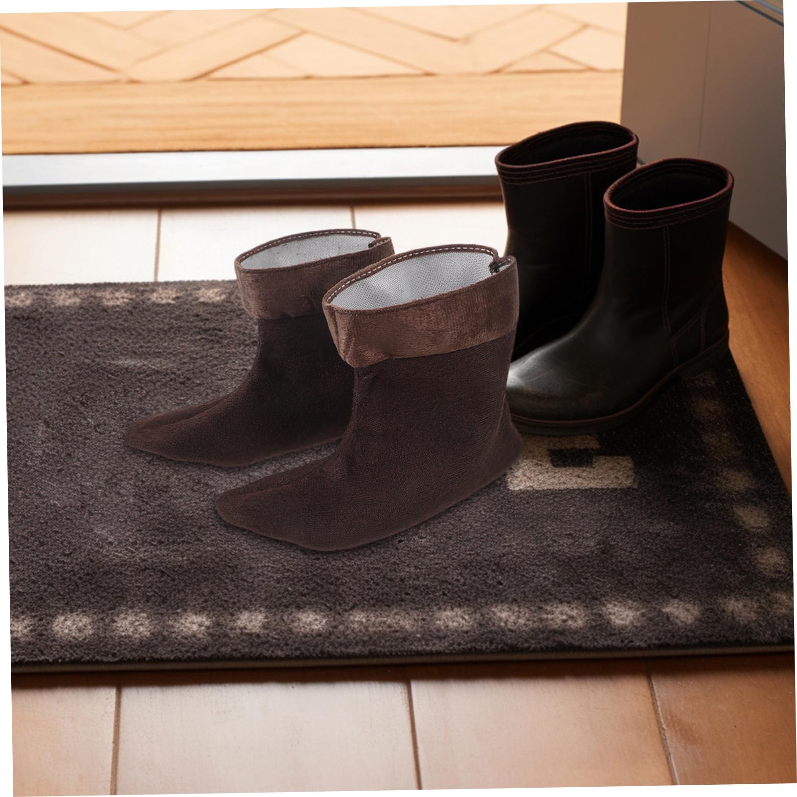 KESYOO plush warmth boot liner close-up shows soft insulation