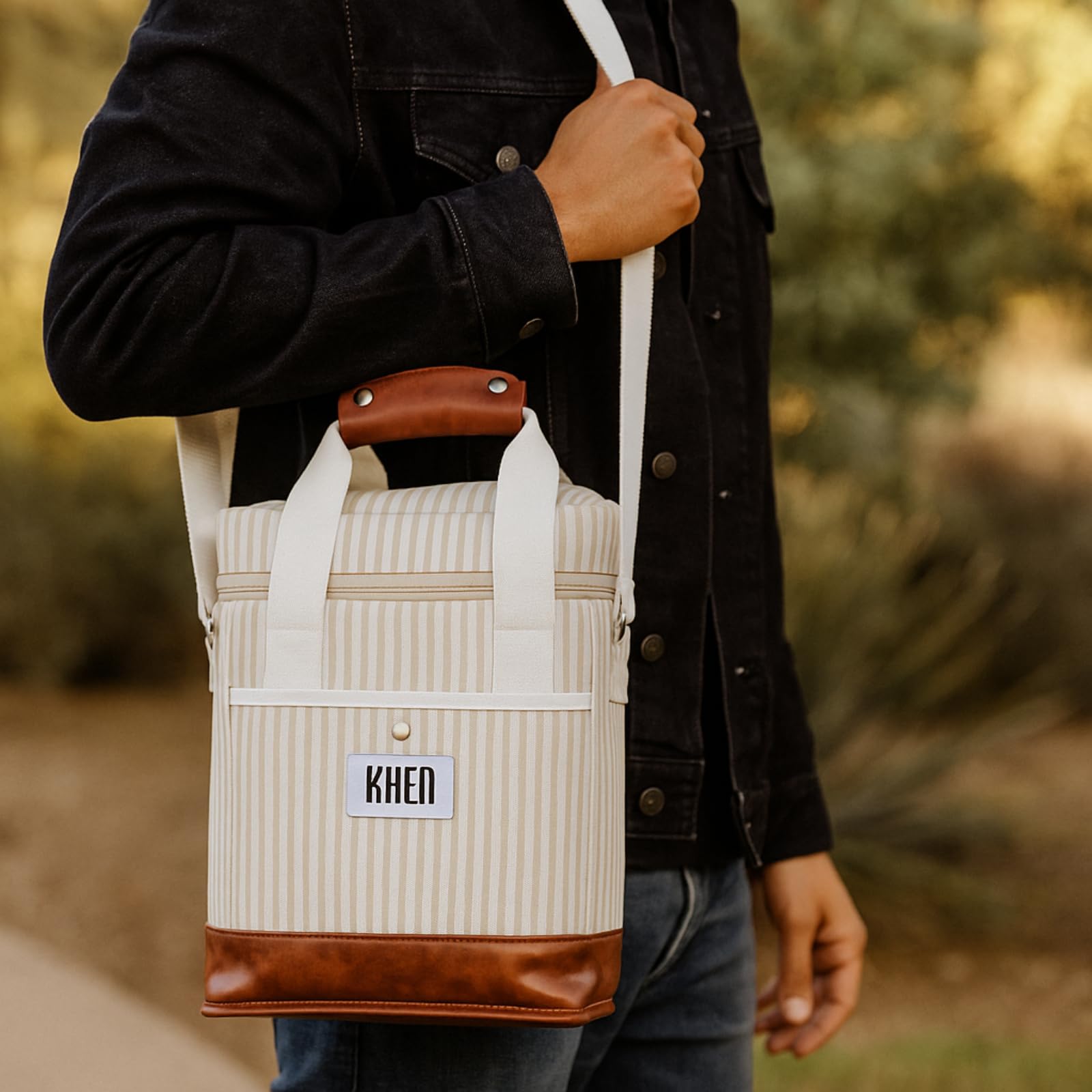 Khen multi-purpose cooler area fits meals and snacks for daily errands or road trips.