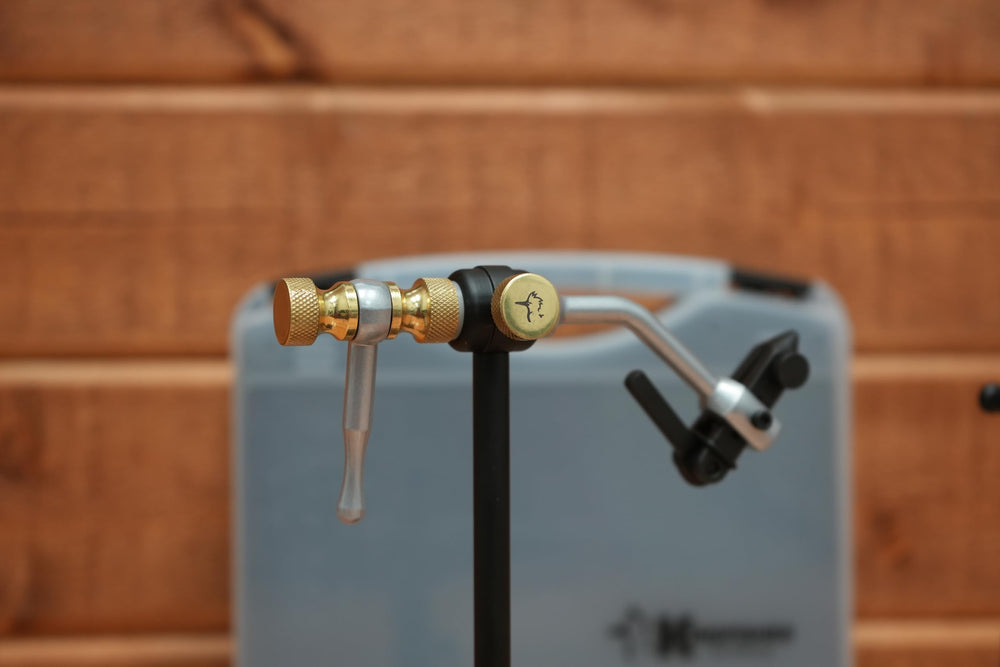 Kingfisher heavy-duty steel base and clamp securing your tying materials