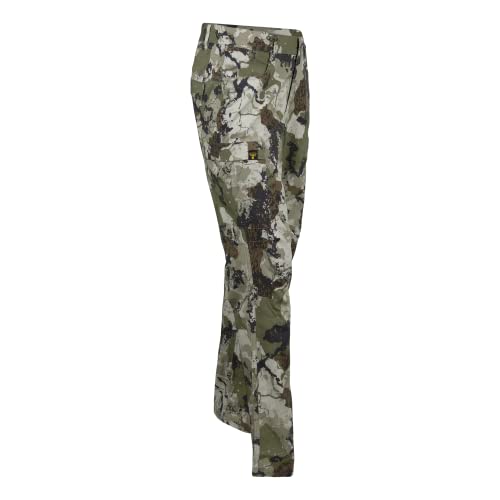 King's Camo KCL2104 shows secure pocket for gear storage on rugged hunts.