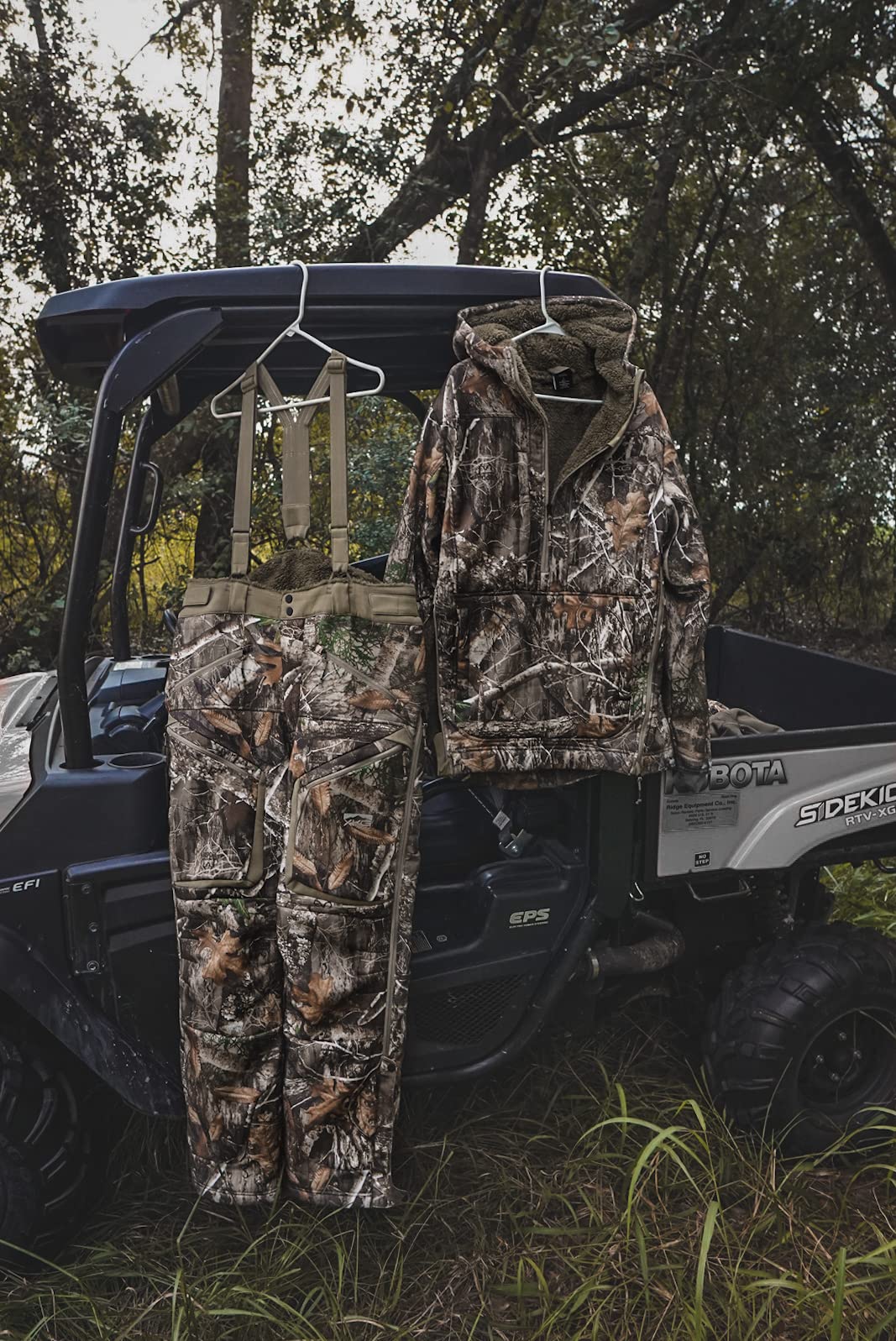 King's Camo XKG Wind-Defender Anorak zip pocket closeup for hand storage
