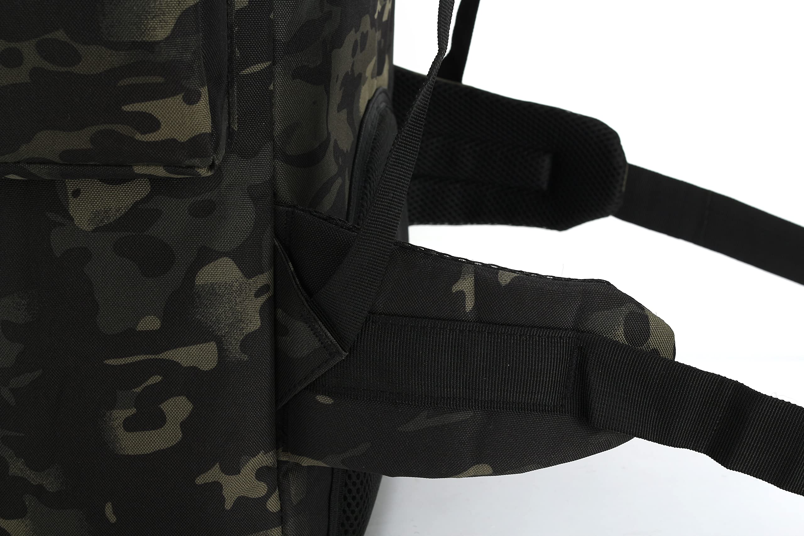 King'sGuard external hanging systems hold water bottles and mats for flexible packing.