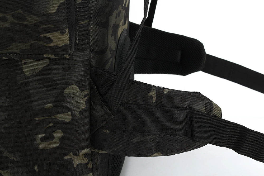 King'sGuard external hanging systems hold water bottles and mats for flexible packing.