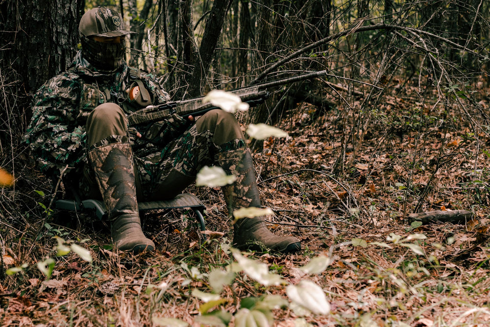 Knight & Hale Run N’ Gun Ground Lounge low-profile stance for ground-level comfort