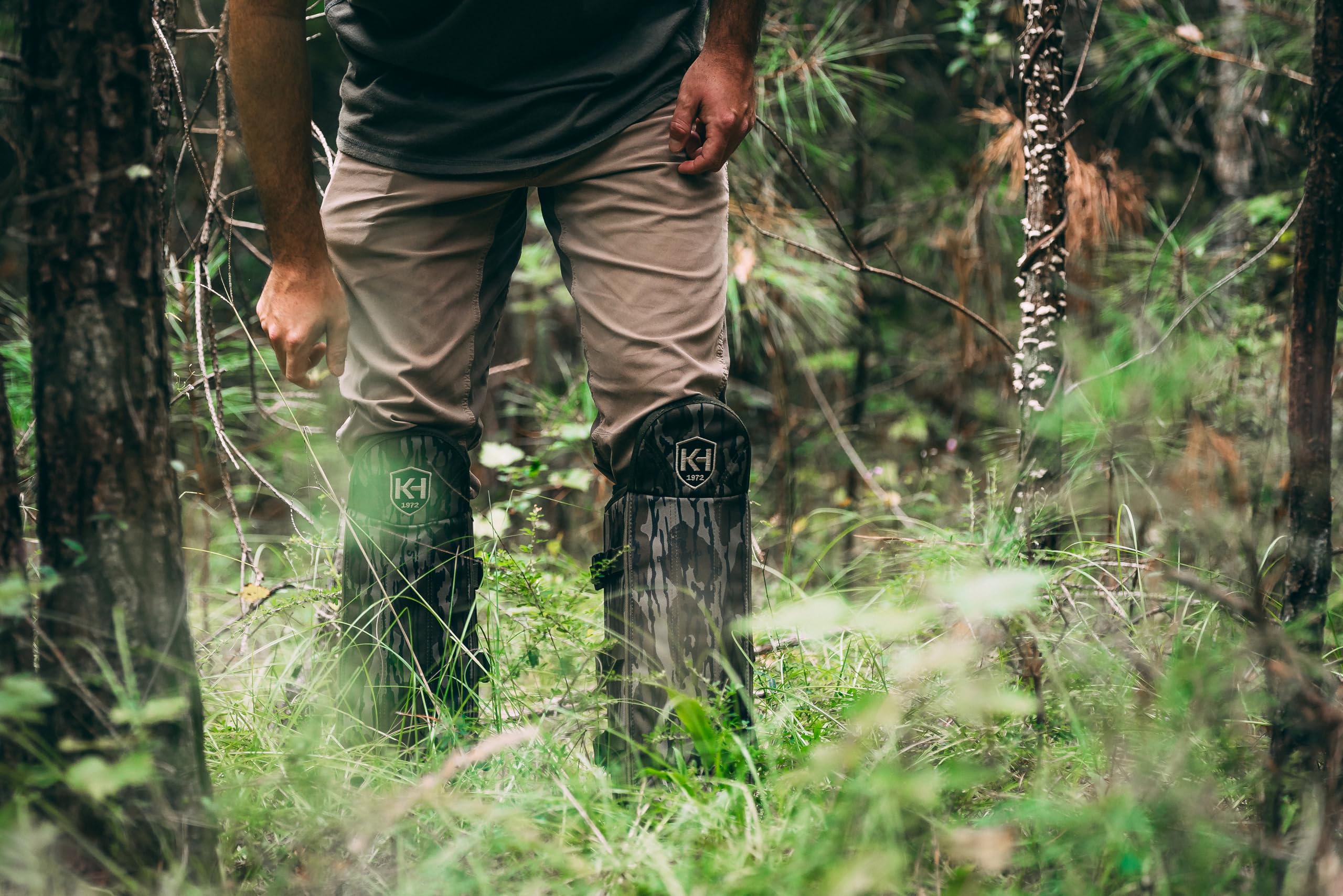 Knight & Hale Snake Gaiters breathable fabric for cool, long hunts.