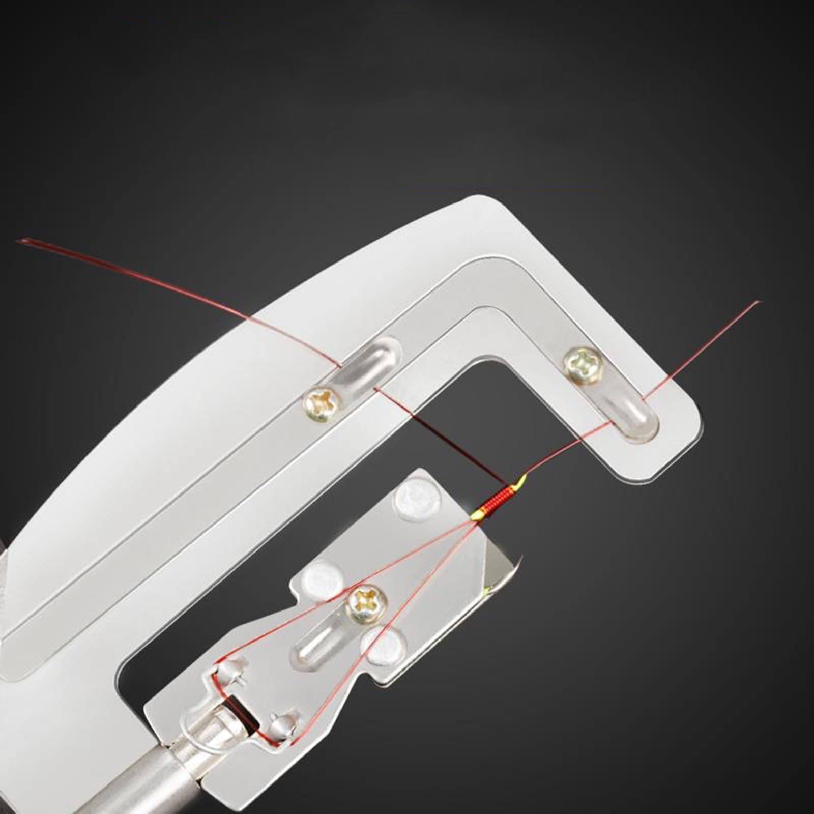 Kobeleen compact hook tyer supports easy storage and ready-to-use efficiency.