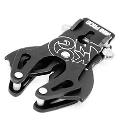 Kong Italy Mini Frog securing a dog leash quickly with secure snap action