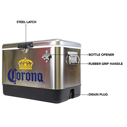 Built-in bottle opener adds convenience during picnics, barbecues, and gatherings.