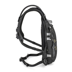 Kriega Hydro-3 harness close-up demonstrates weight distribution and stability