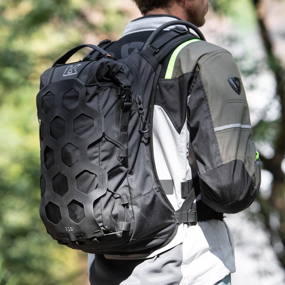Kriega Trail 18 rider wearing the backpack in use