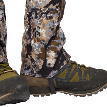 Kryptek Petra II gaiter Skyfall closure system for quick on/off.