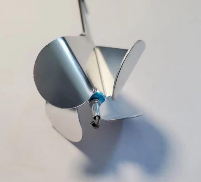 KTGCOZS buzz blade spinning action showing smooth rotation and water flash.