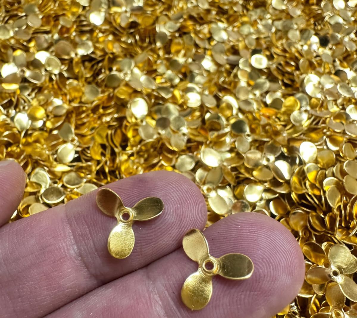 KTGCOZS DIY spinner blades kit for custom lure projects.