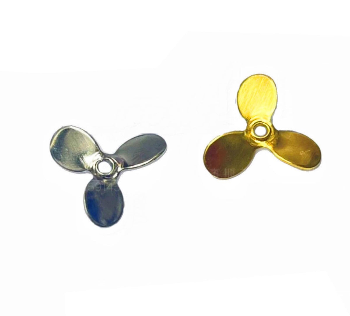 KTGCOZS silver-coated propeller blades maximize reflection for versatile lure applications.