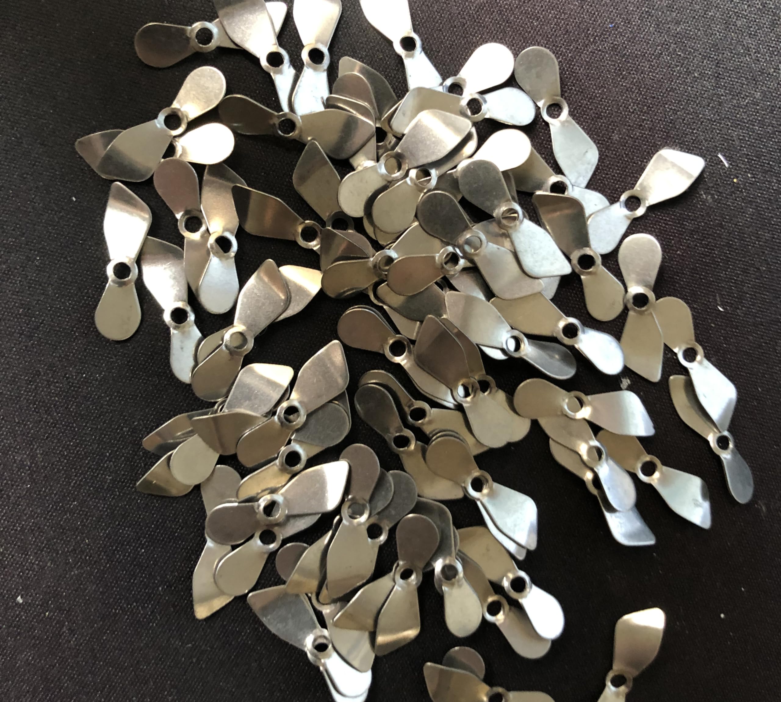 KTGCOZS blades suitable for saltwater and freshwater use with corrosion resistance.