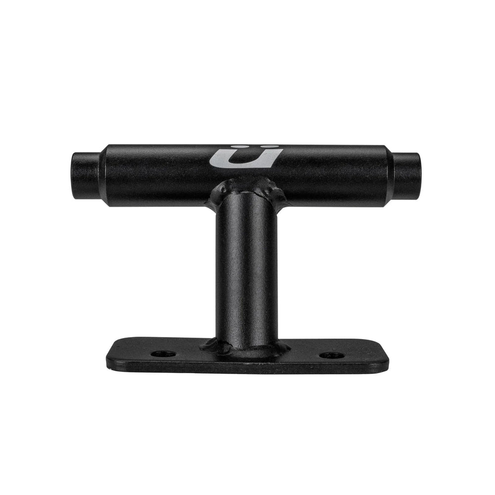 KUAT Dirtbag thru-axle compatibility shows versatile vehicle mounting options.