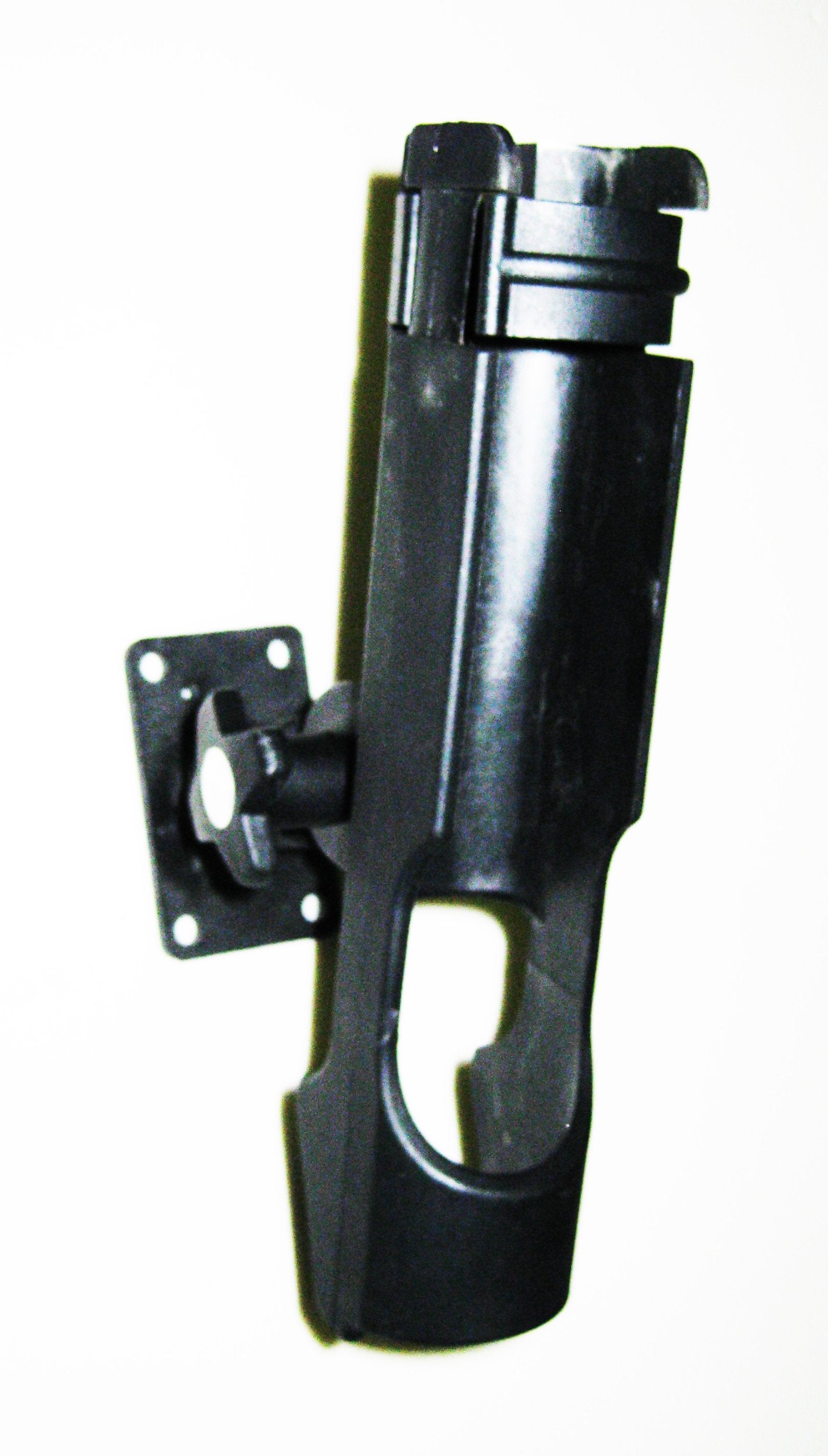 Kufa Sports twist-lock tube enables quick setup and removal