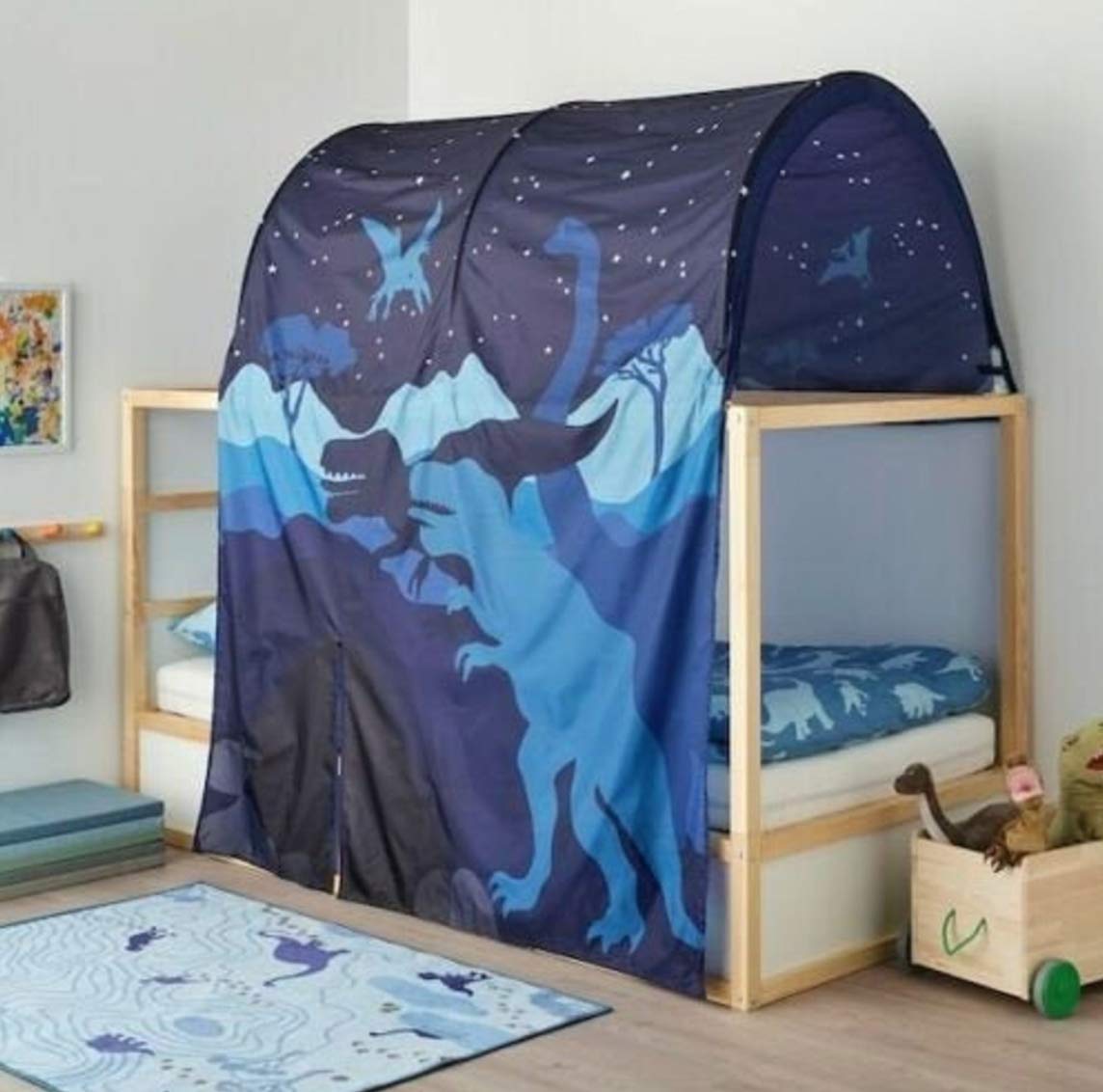 KURA Dinosaur Bed Tent entry tunnel, easy access for bedtime stories and play.