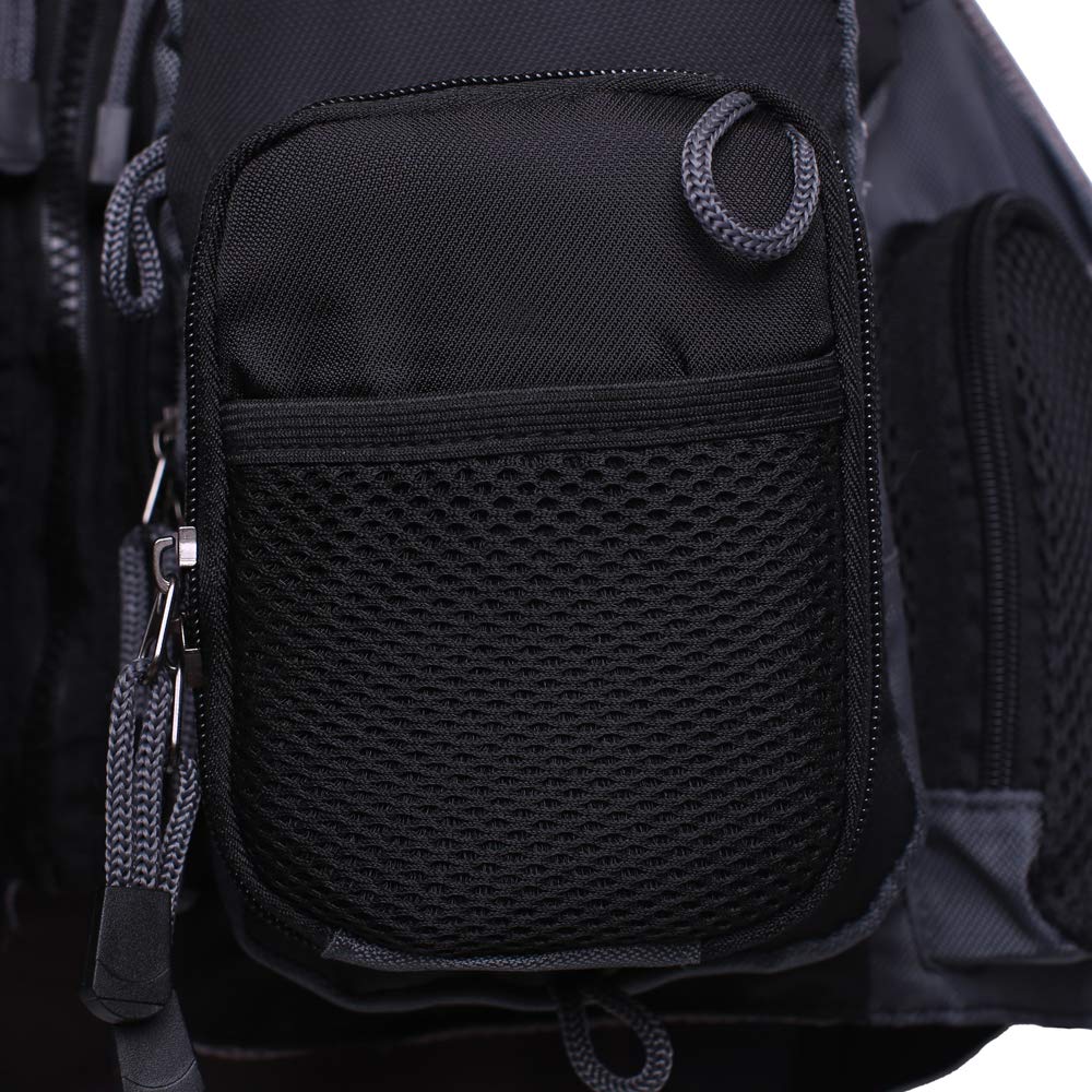 Kylebooker fly fishing vest back view showing breathable mesh for cooling.