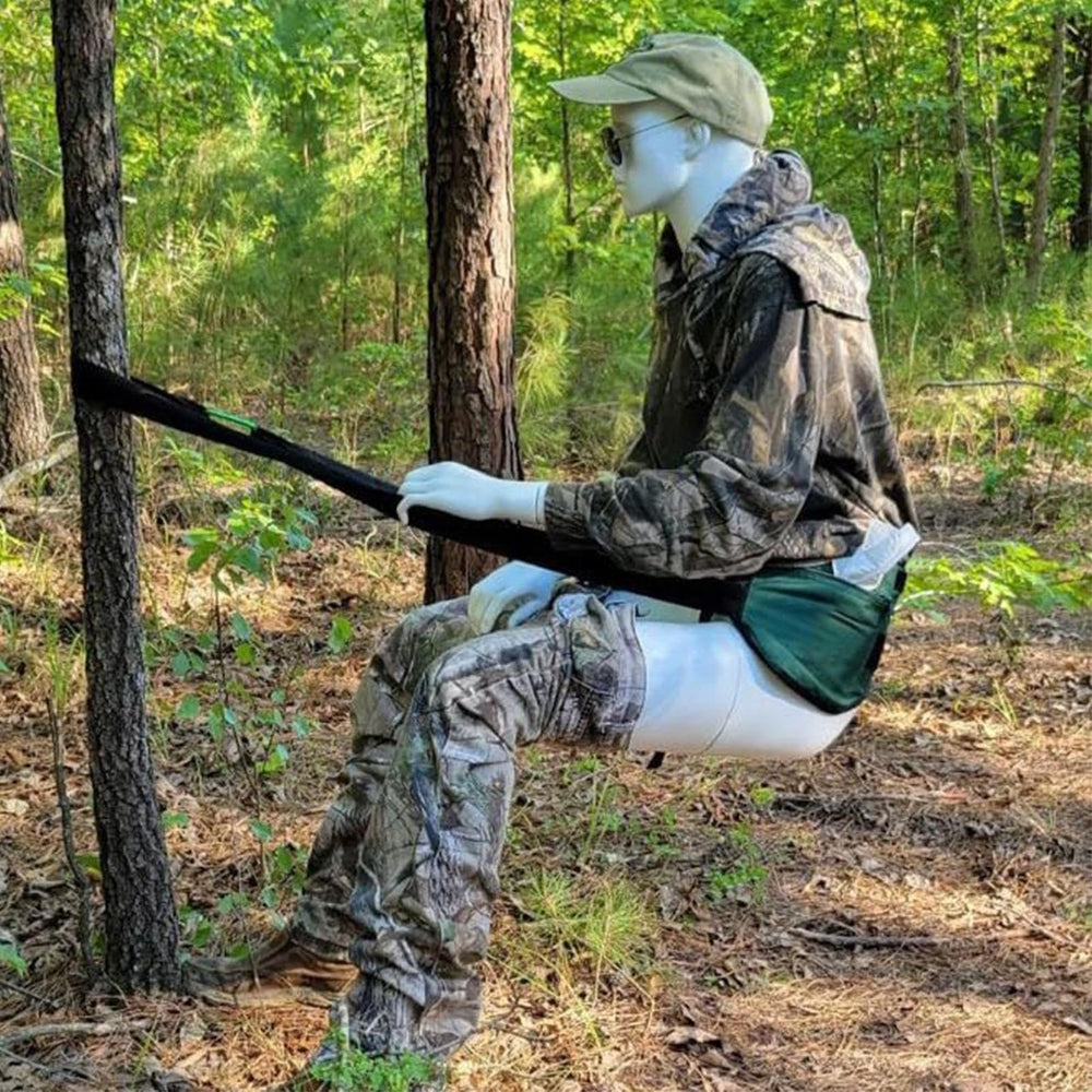 LAFANDE Crap Strap with adjustable waistband ensures a secure, comfortable fit outdoors.