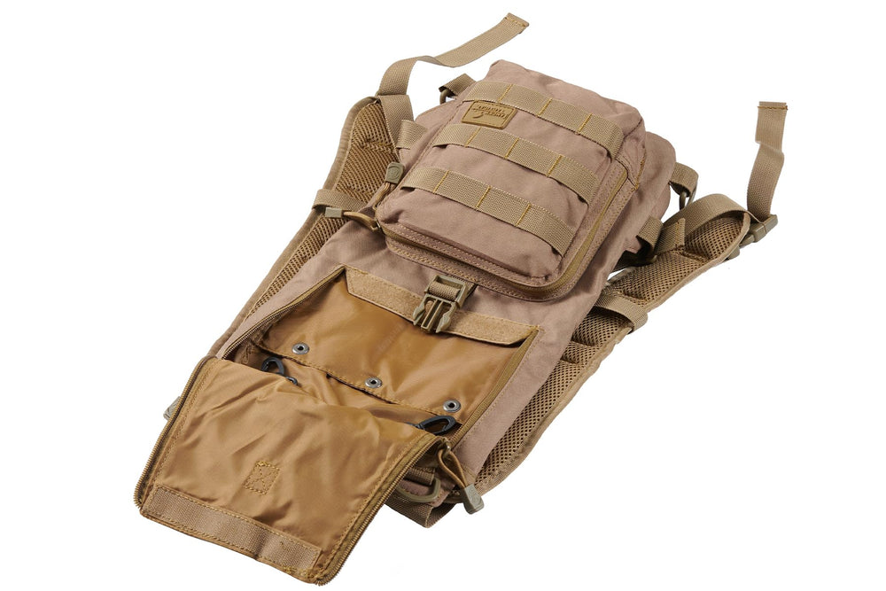 Lancer Tactical adjustable shoulder straps and secure buckles for a stable, comfortable fit.
