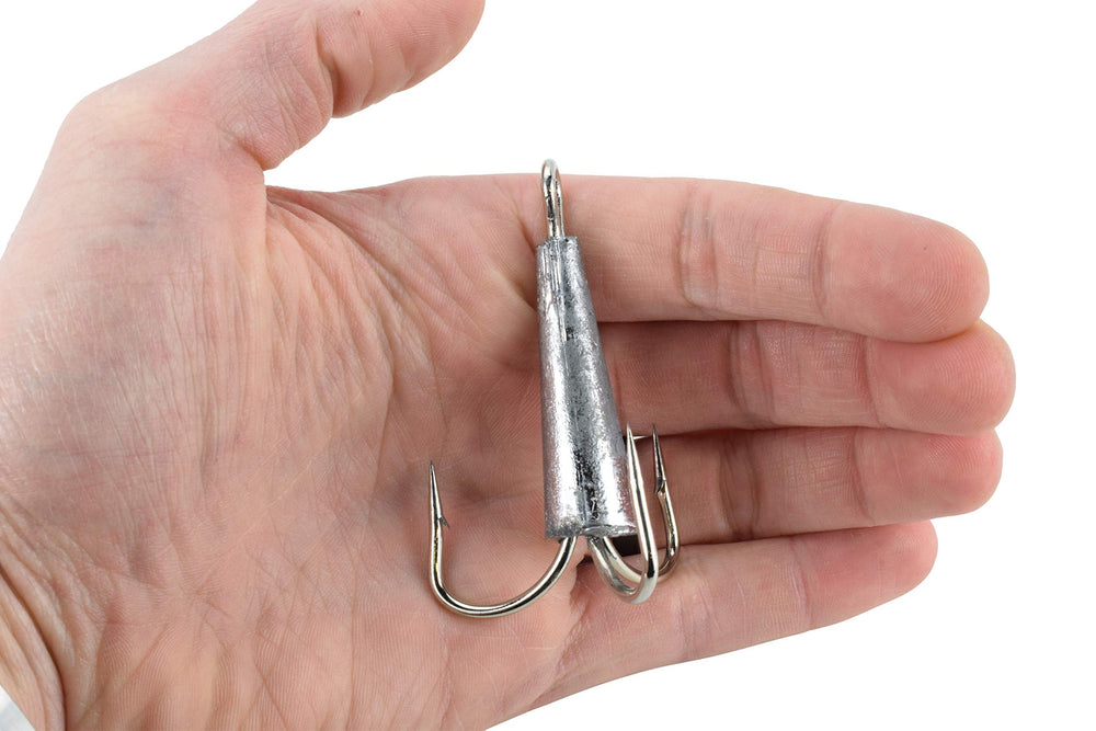 Convenient storage case for five treble hooks