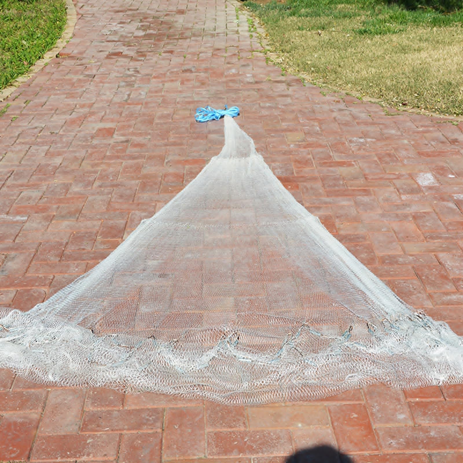 Lawaia cast net suitable for freshwater and saltwater environments.