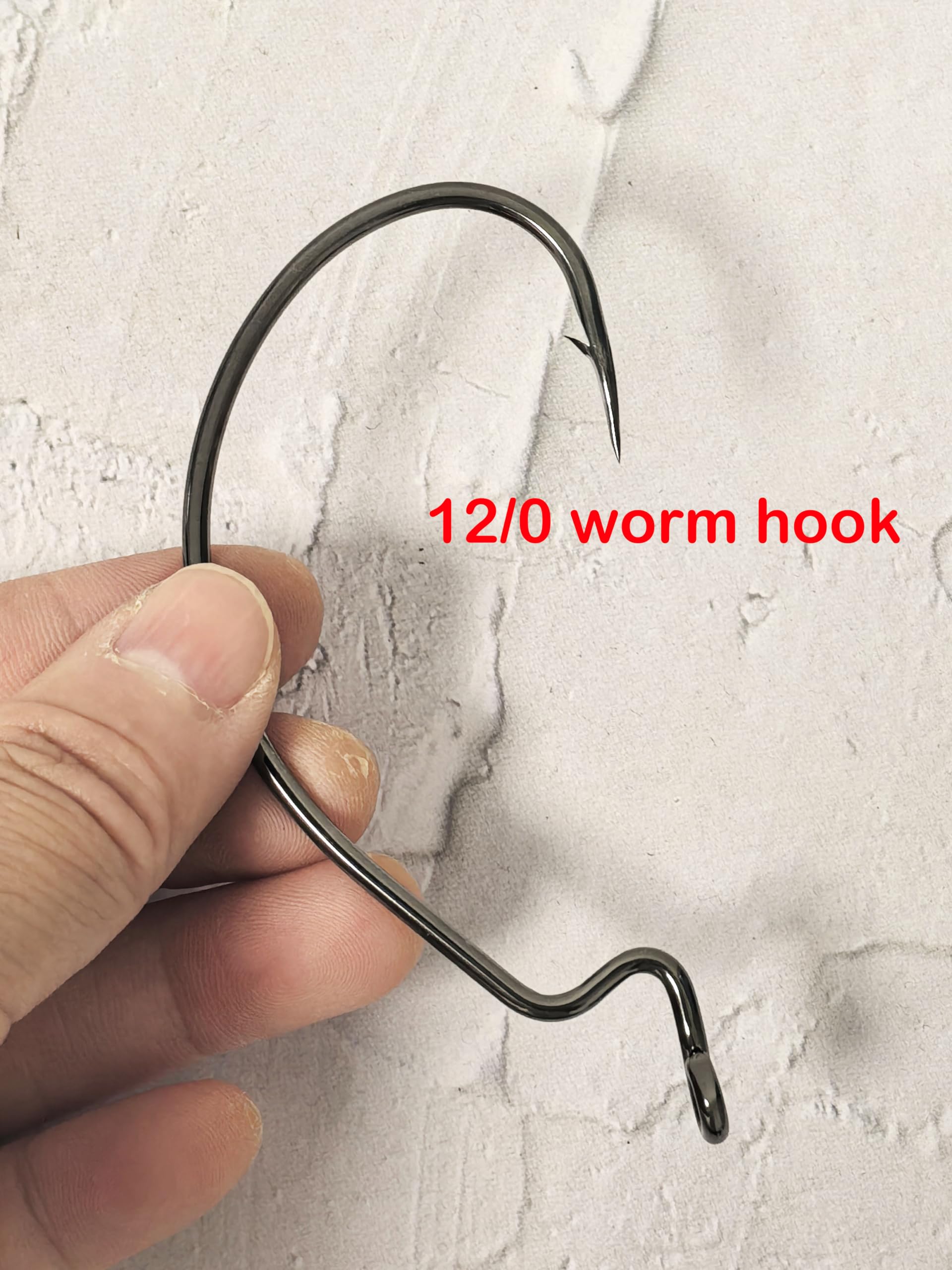 Black high carbon steel offset worm hook size 12/0