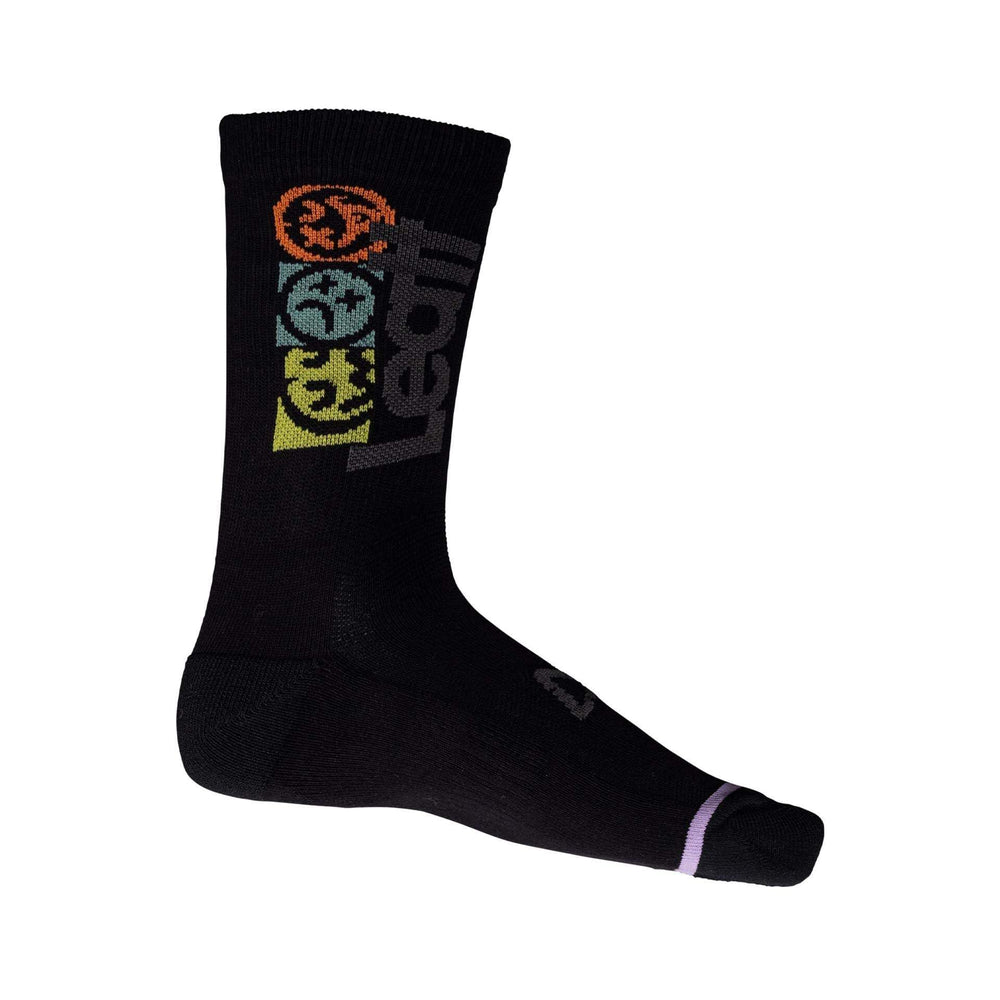 Leatt Socks MTB flat-seam toe reduces irritation inside cycling shoes