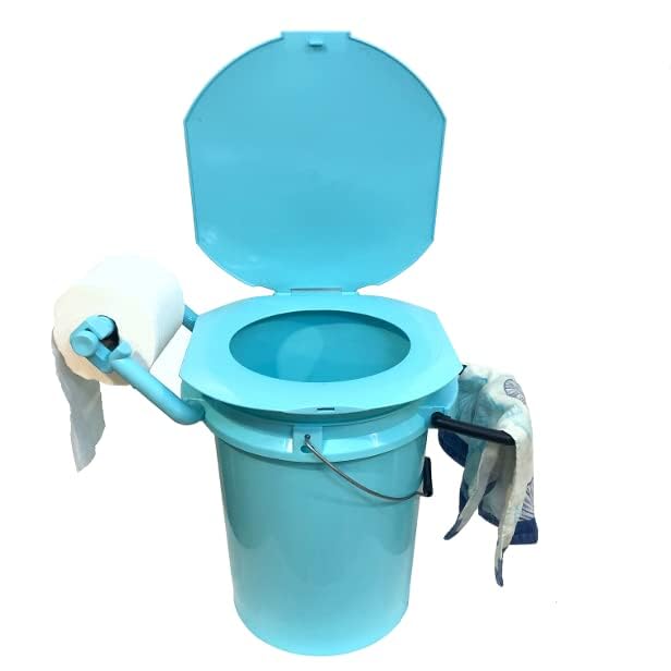 LEE FISHER SPORTS portable toilet seat with cover for comfortable outdoor seating.