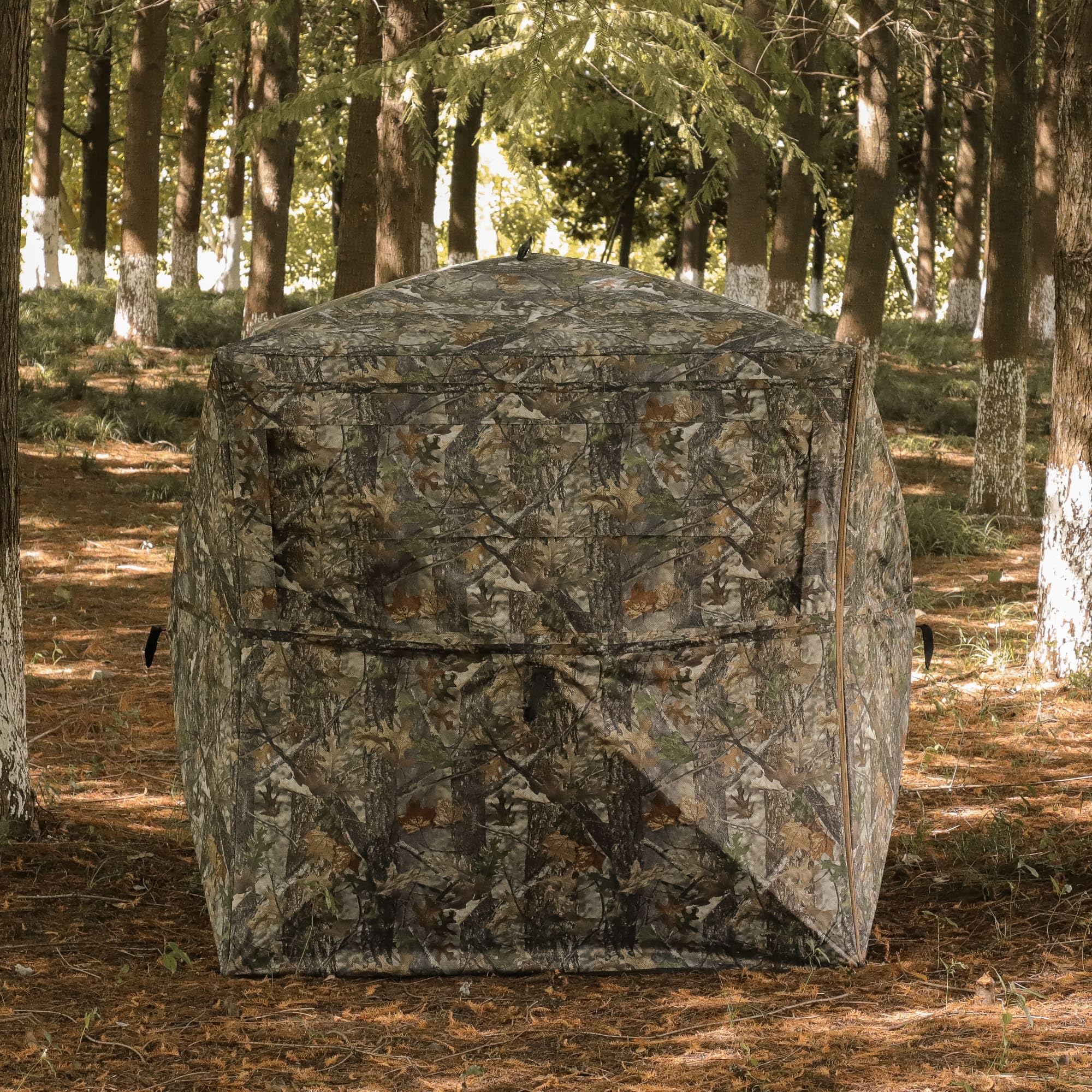 Lenotos carrying bag supports portable field setup.