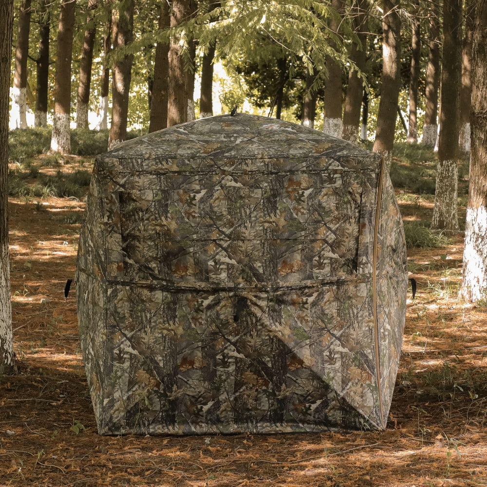 Lenotos carrying bag supports portable field setup.
