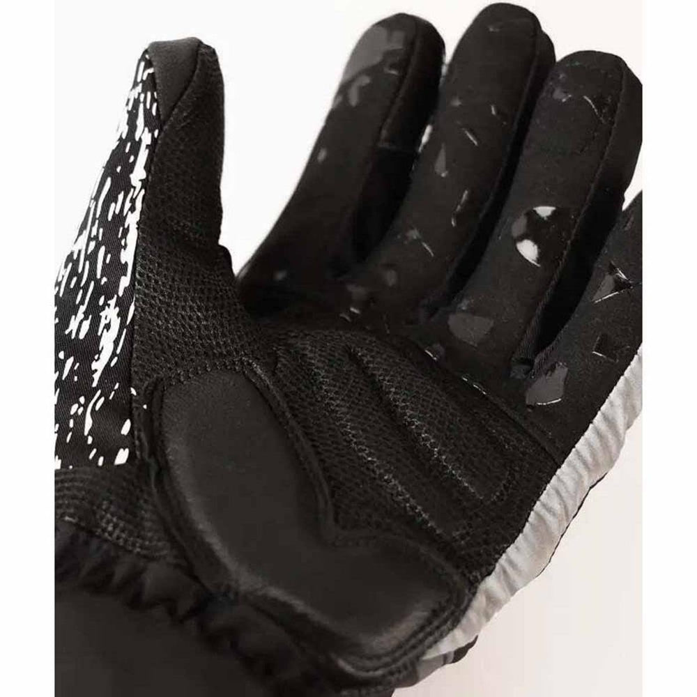 Lenz Heat Glove 7.0 integrated glasses cleaning element keeps lenses clear.