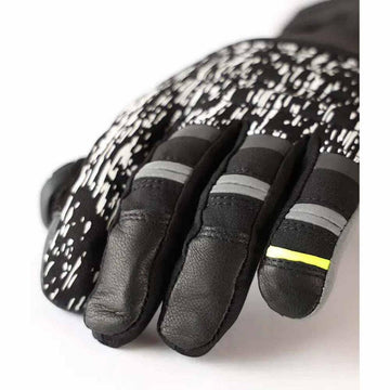 Lenz Heat Glove 7.0 reflective back improves night-time visibility for riders