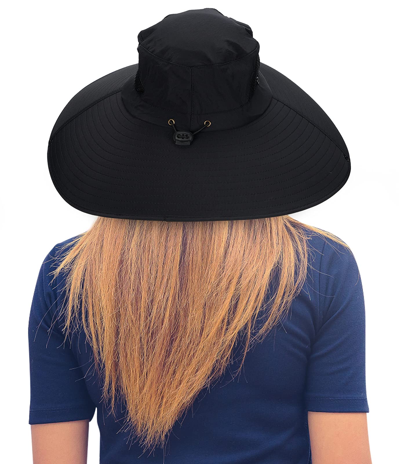 Leotruny waterproof bucket hat black keeps you dry during outdoor activities.