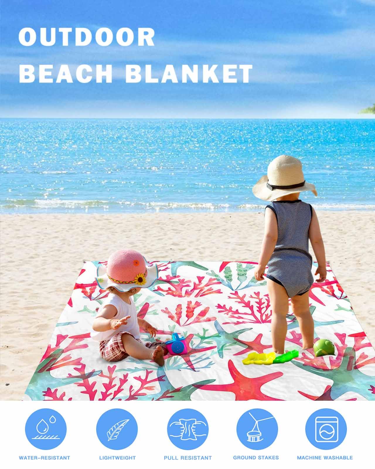LEQIOLENNG lightweight blanket folds compactly for easy carry.
