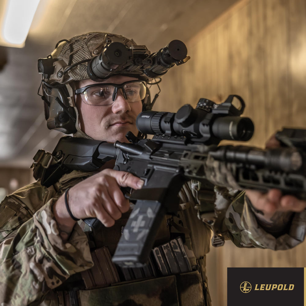 Leupold Mark 5HD durable Dark Earth finish resists weather and wear.