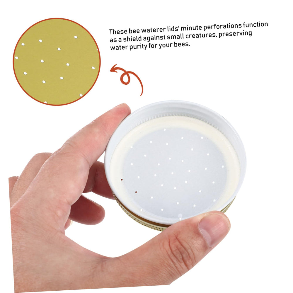 Levemolo beehive water feeder lid facilitates easy replacement and upgrades