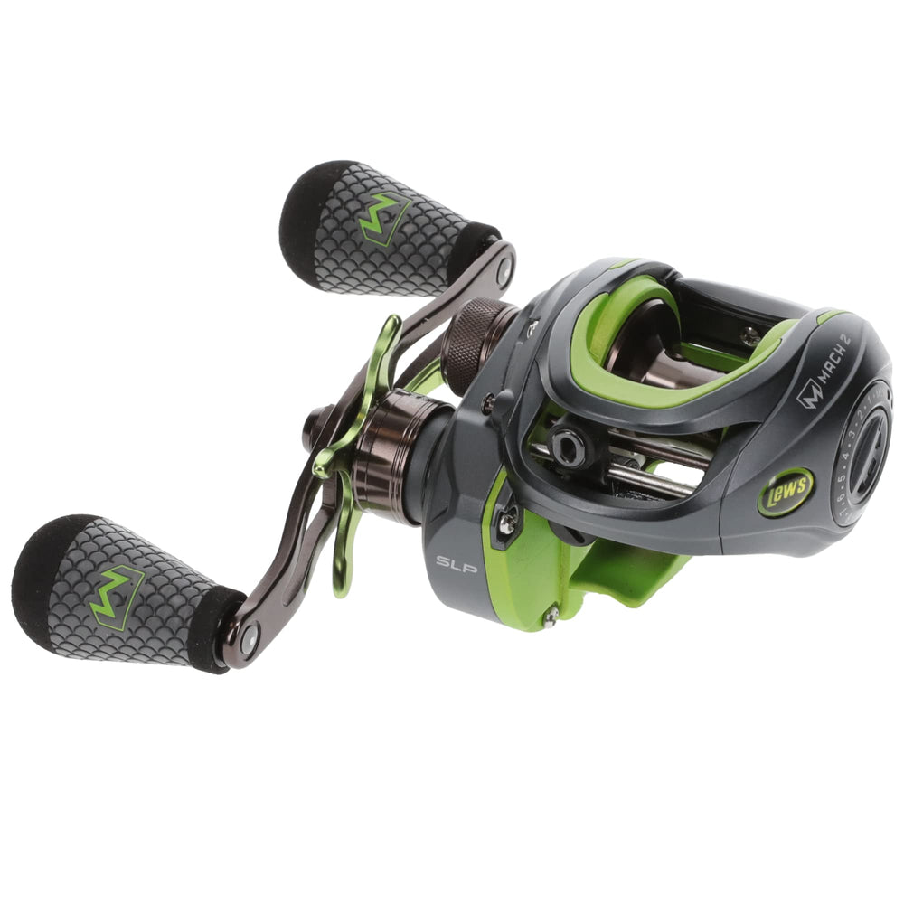 Lew's MACH 2 baitcast reel with graphite frame in Black/Green