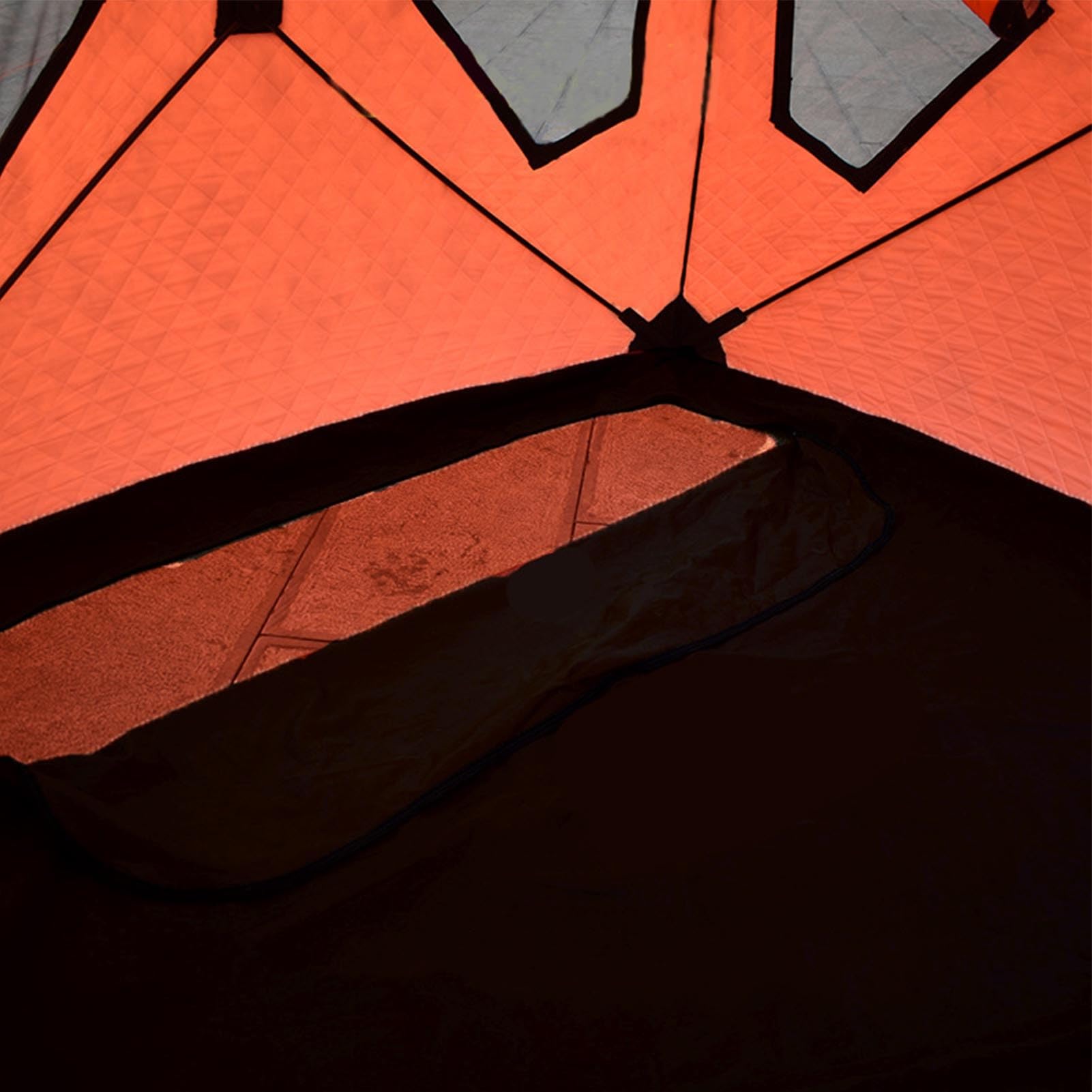 LGHQGHXF extra-large 150 cm mat provides roomy seating.