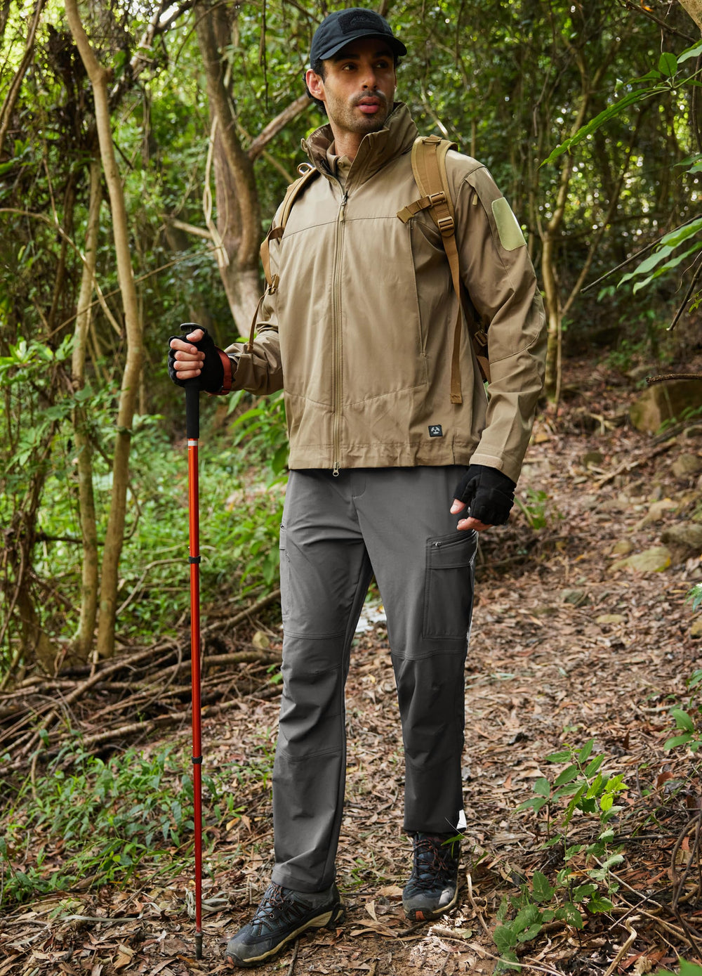 Libin pants fabric demonstrates quick-dry performance and breathable comfort.
