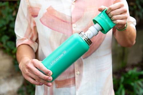 LifeStraw Go Series 1L cactus-green bottle in main view demonstrates durable, travel-ready design.