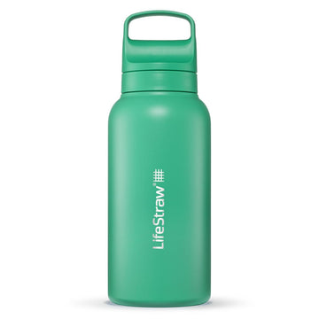 LifeStraw Go Series bottle cap close-up demonstrates travel-friendly, leak-proof design.