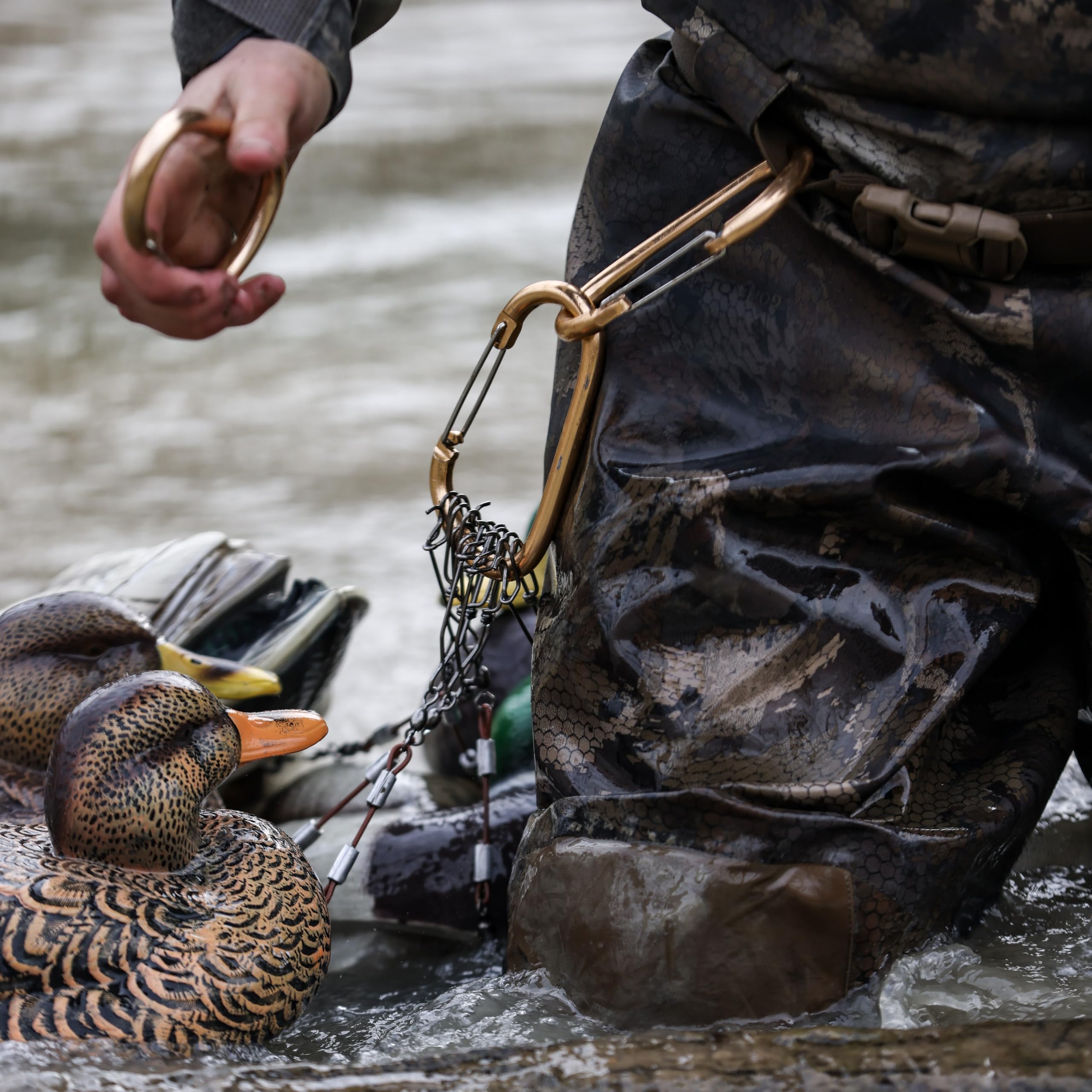 Lifetime Decoys multi-use clip for ropes and tools on hikes